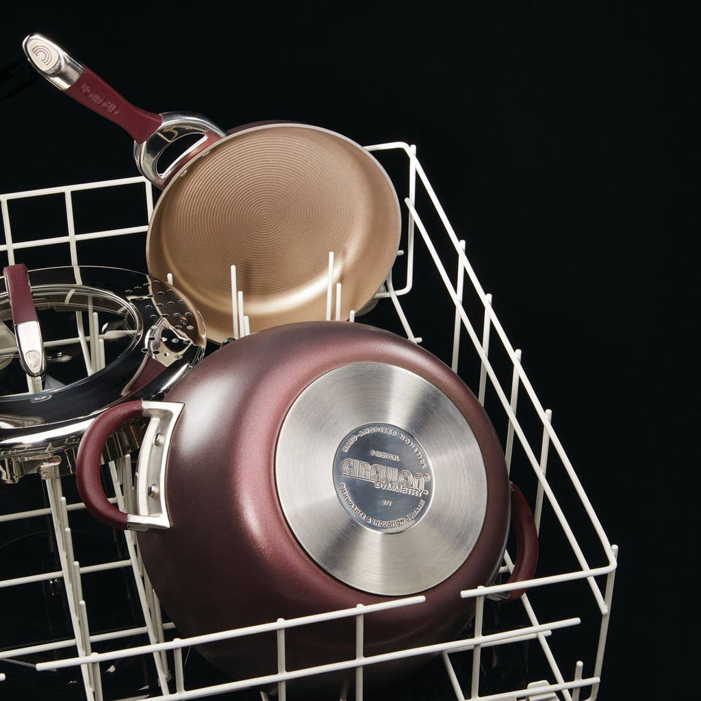 5.5-Quart Covered Straining Casserole M543