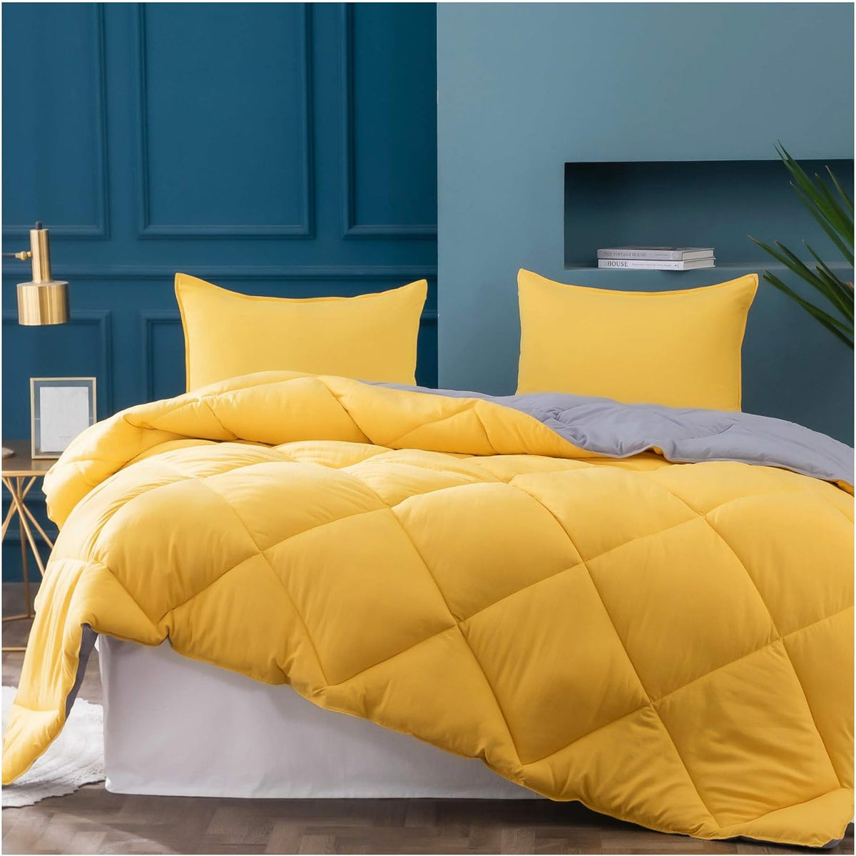 Twin Reversible Comforter Set with Down Alternative Filling A225