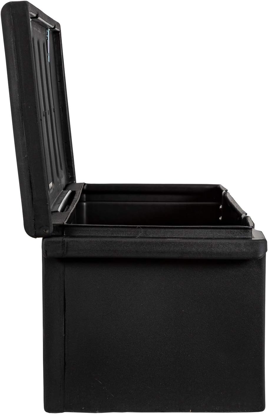 18.8 cu. ft Black All-Purpose Chest Y3999