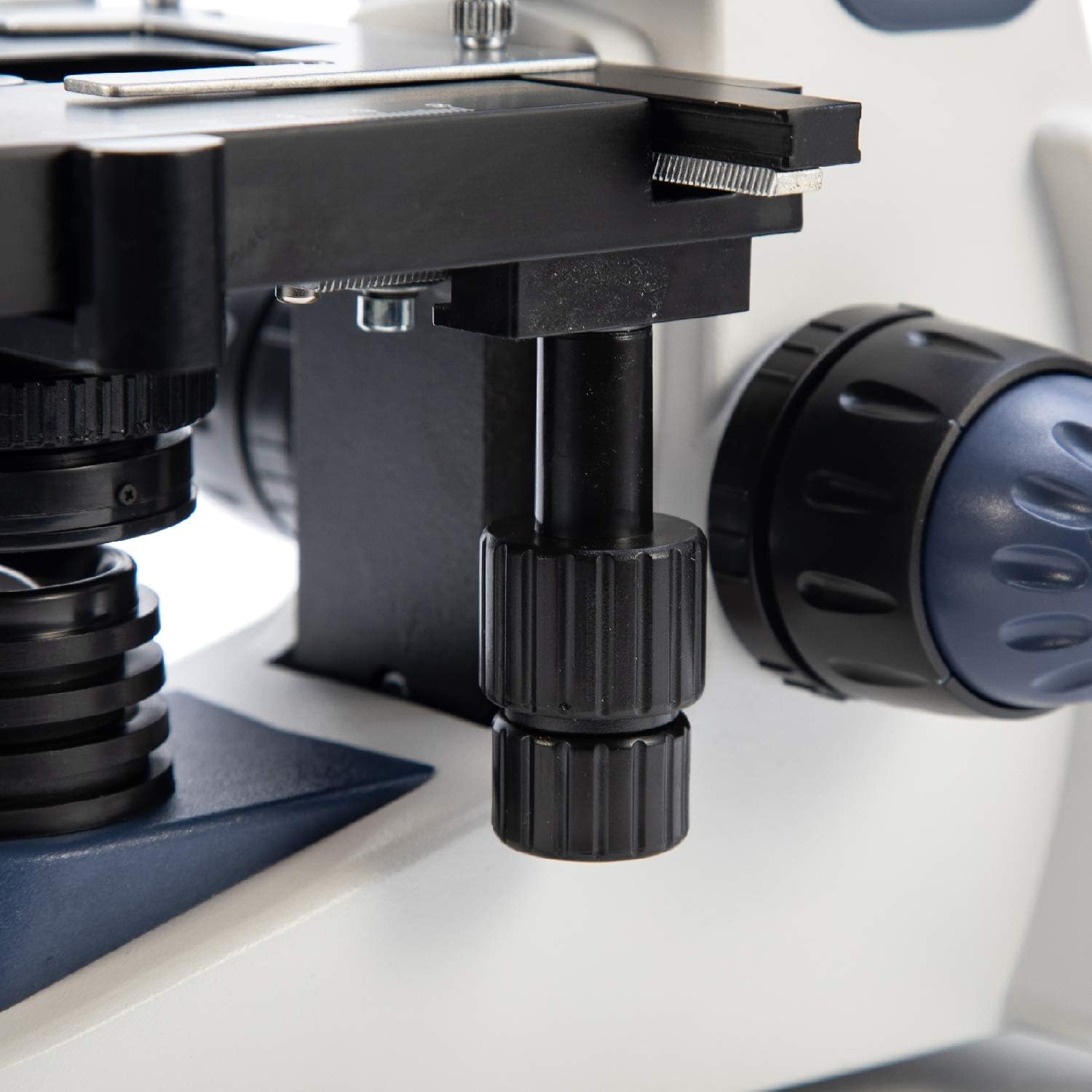 40X-2500X Trinocular Compound Microscope with Mechanical Stage N70480
