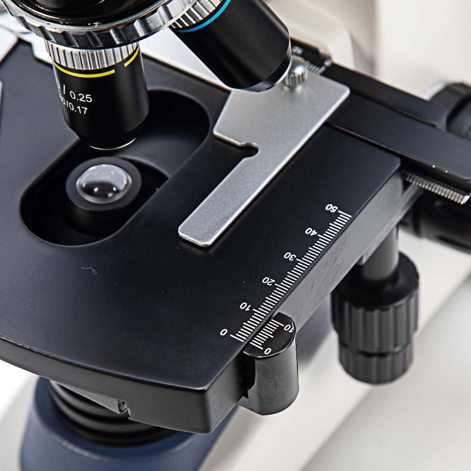 40X-2500X Trinocular Compound Microscope with Mechanical Stage N70480