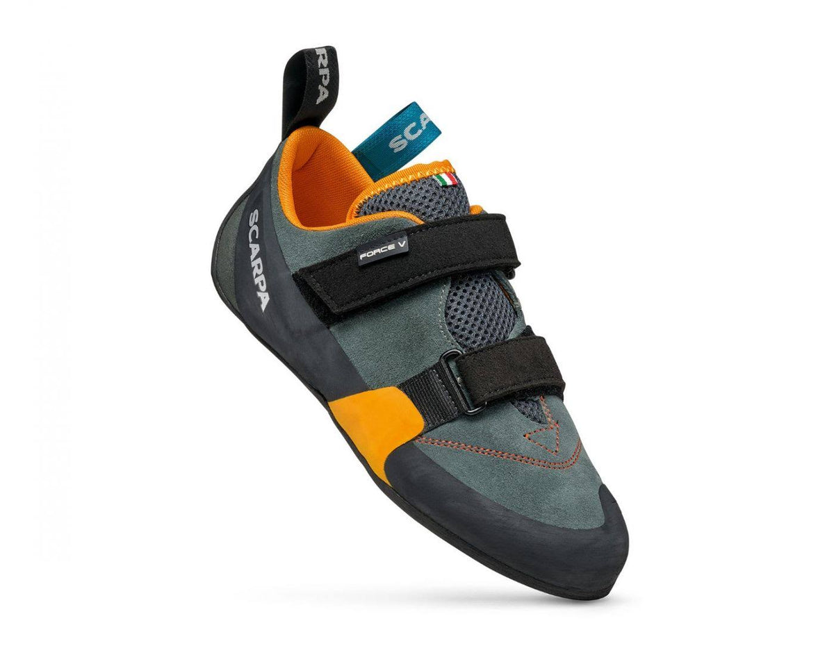 Climbing Shoe D94526
