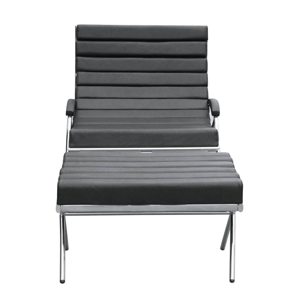 White Chair and Ottoman X327