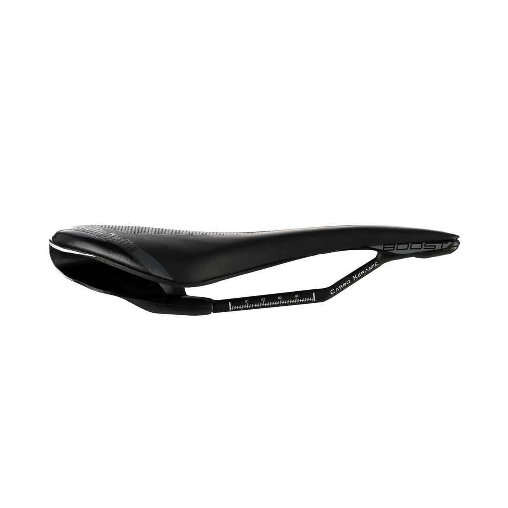 Black Superflow Saddle L163