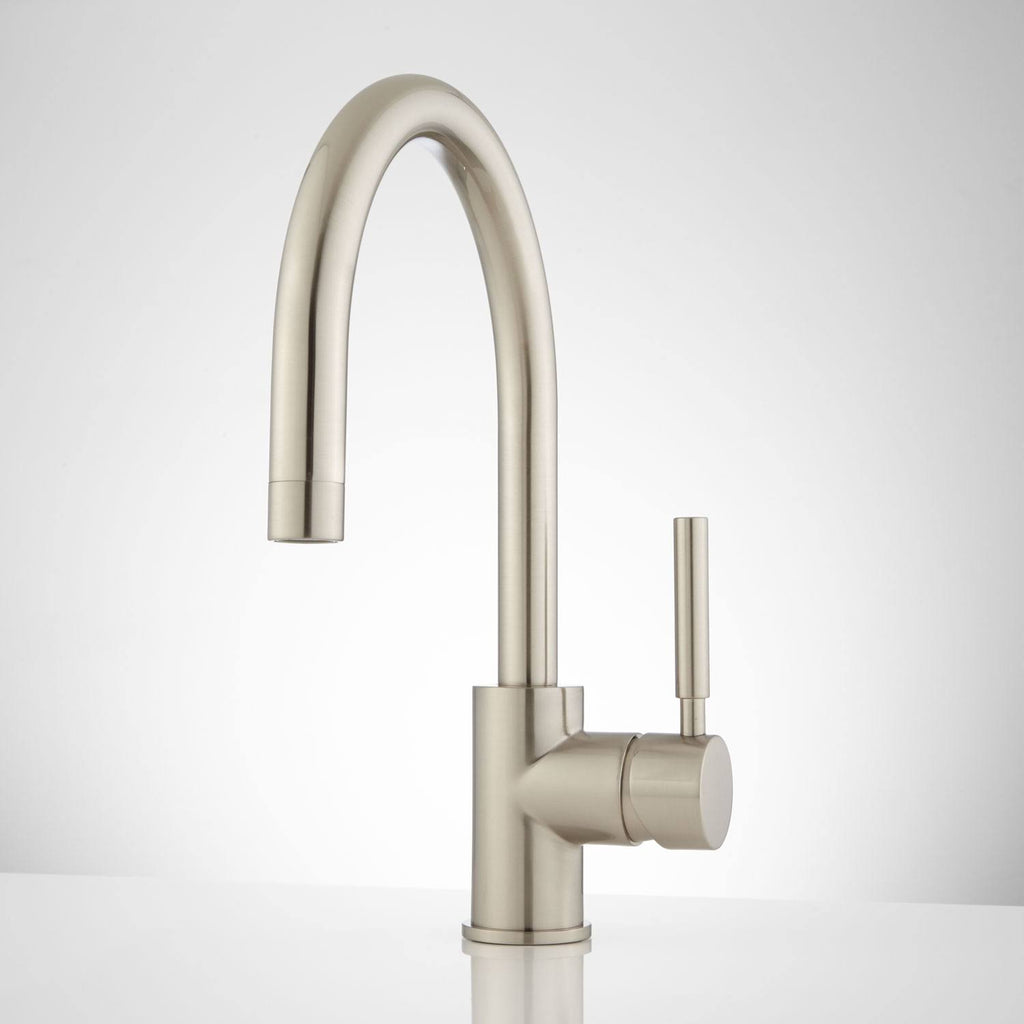 Polished Nickel Single Hole Bathroom Faucet V801865