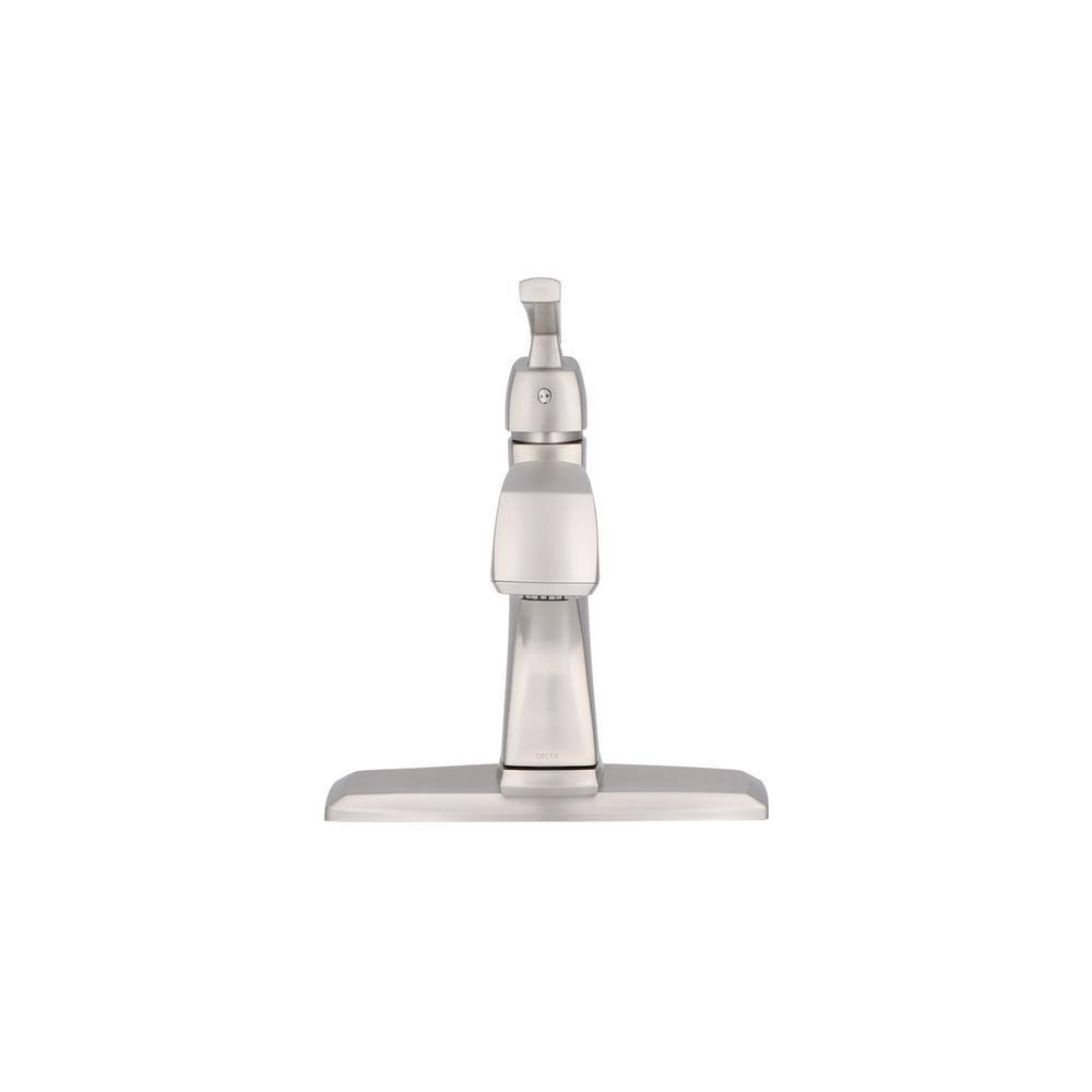 Single-Handle Pull-Out Sprayer Kitchen Faucet with Soap Dispenser S774640