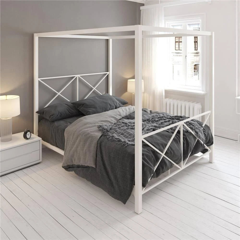White Metal Canopy Bed Queen W304008