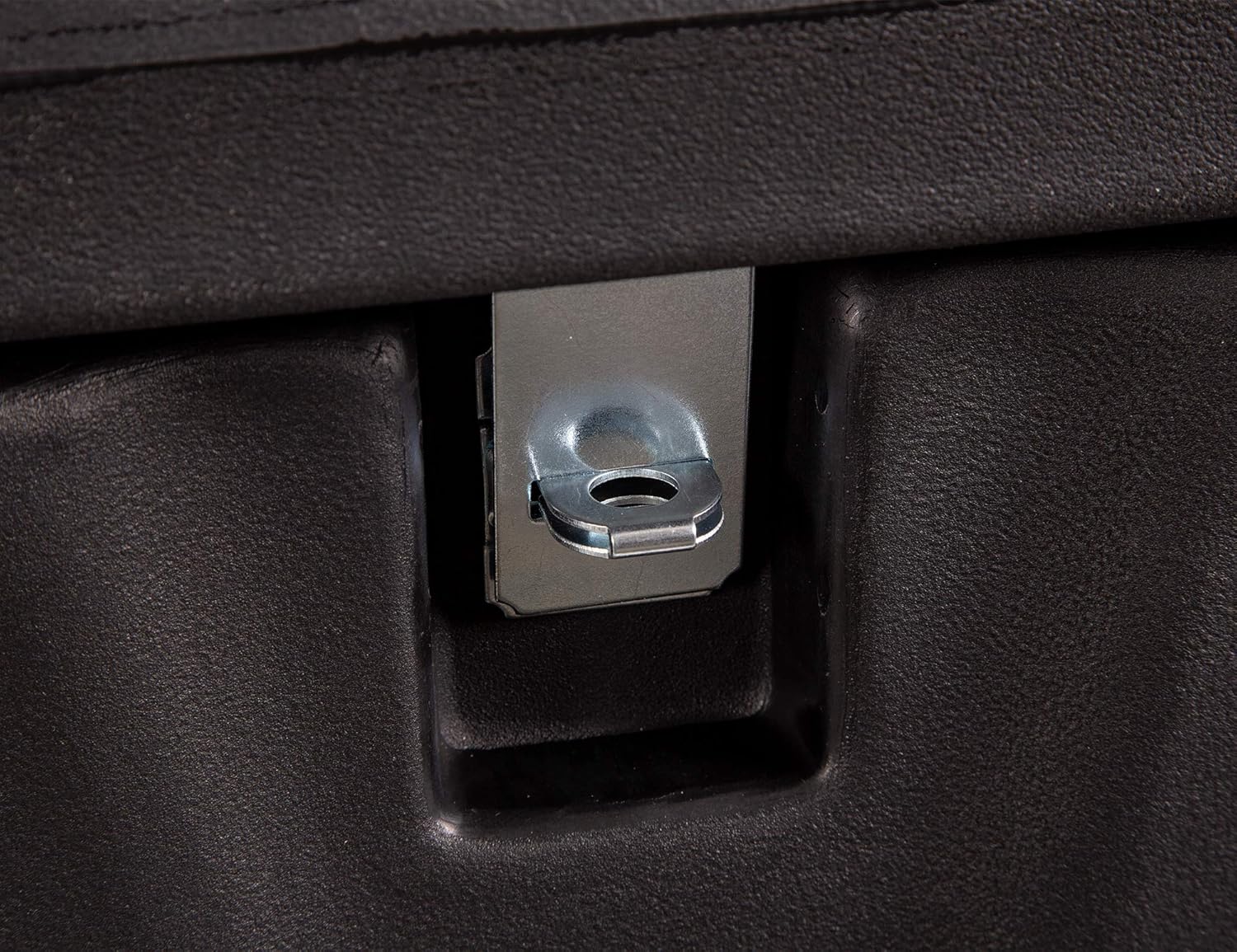 18.8 cu. ft Black All-Purpose Chest Y3999