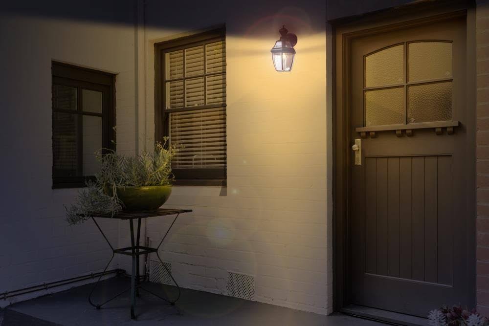 Outdoor Wall Light A160