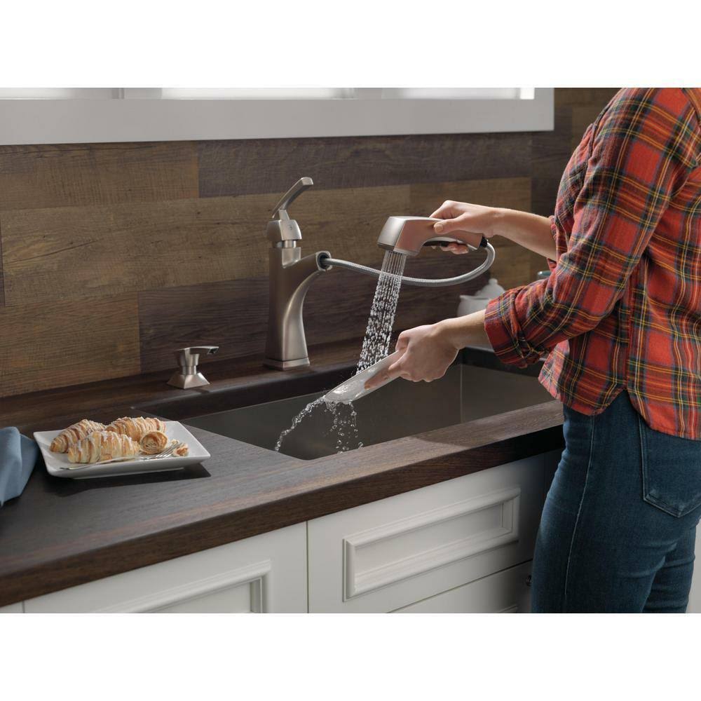Single-Handle Pull-Out Sprayer Kitchen Faucet with Soap Dispenser S774640