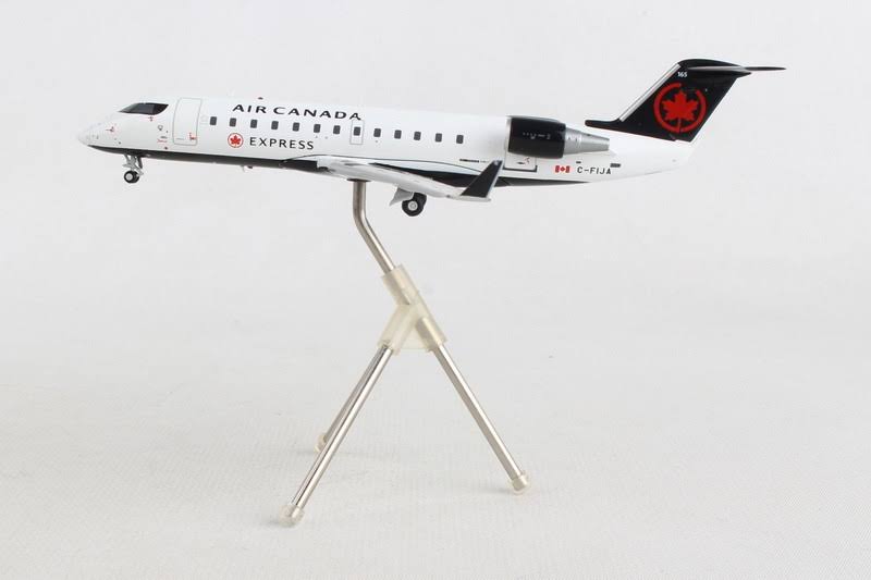 1/200 Air Canada Express CRJ200 I700138
