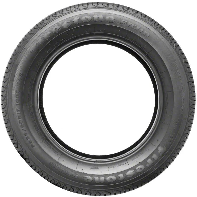 P215/55R17 Tire L899825