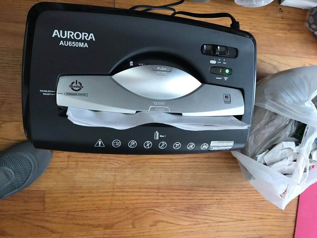 6-Sheet Micro-Cut Paper Credit Card Shredder K803932