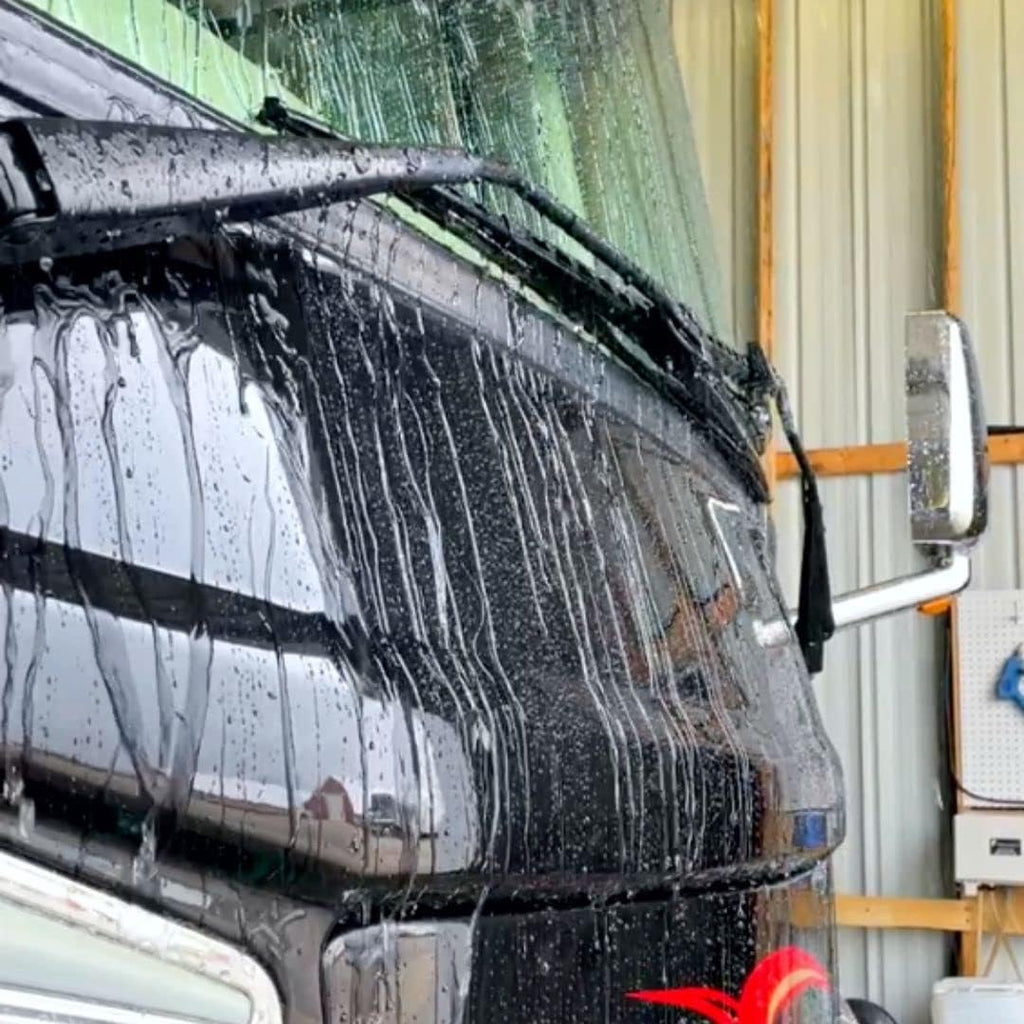 Foam-on/Rinse-Off Coating with Garden Hose Foam Cannon and Gallon of Wax Replacement F4231