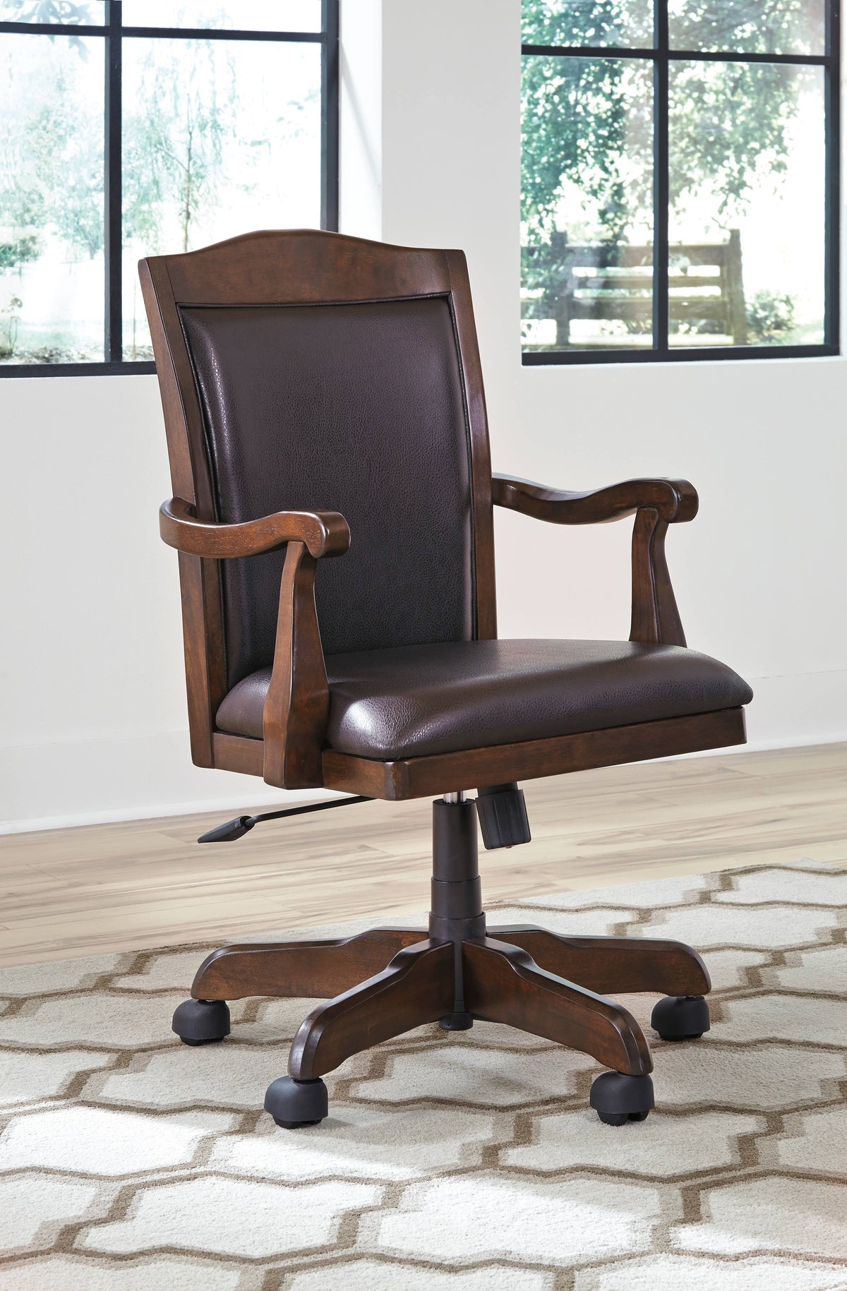 Brown Swivel Desk Chair Y219