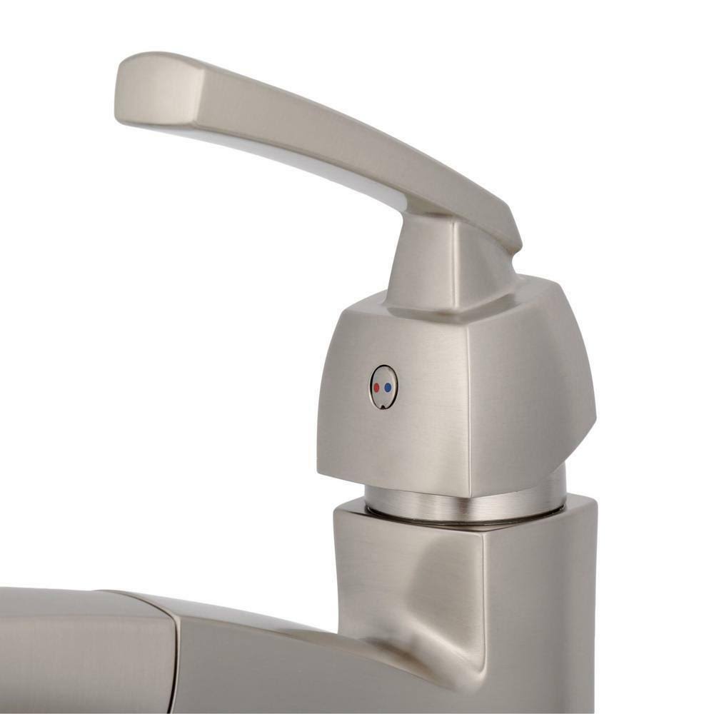 Single-Handle Pull-Out Sprayer Kitchen Faucet with Soap Dispenser S774640