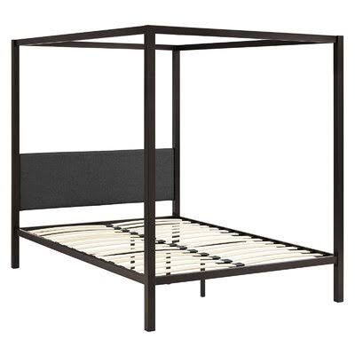 Brown Queen Canopy Bed D7280